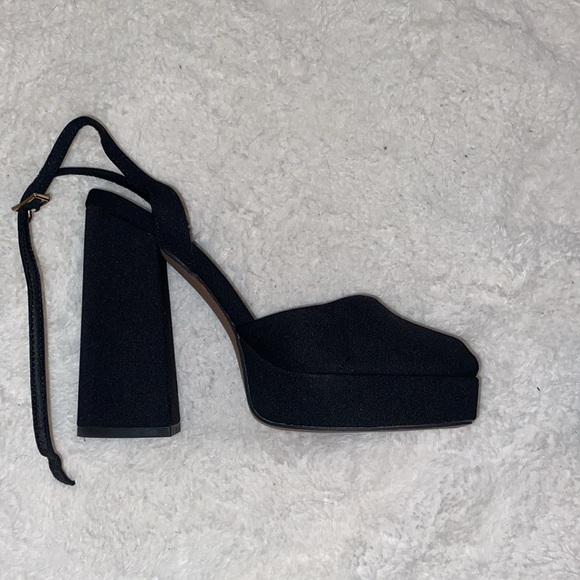 ASOS Black Platform Shoes with Classic Design - Picture 4 of 4